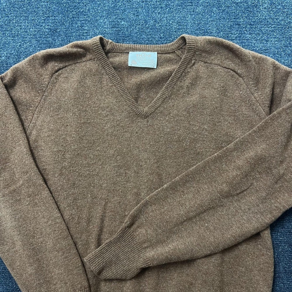 Vintage Thane Sweater Mens Medium Brown V Neck Lambswool Knit‎ USA Made Pullover